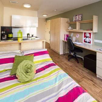 Silver Studio - Image 2